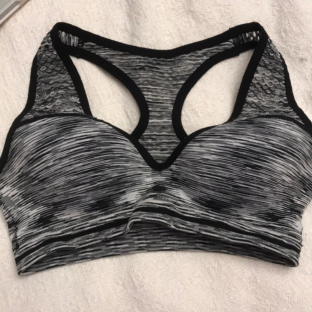 Victoria’s Secret PINK Push-Up Sports Bra Size S